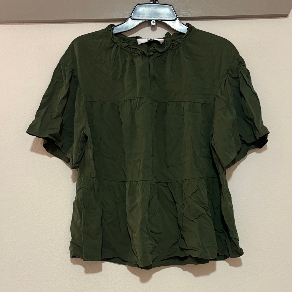 Crosby By Mollie Burch Green Tiered Blouse Sz L Euc